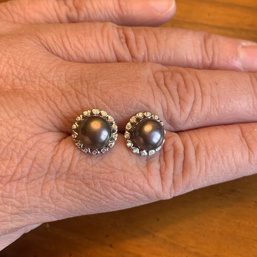 Genuine 8.5mm Peacock Pearl Halo Earring Stud Sterling Silver Simulated Diamond - Picture 2 of 8